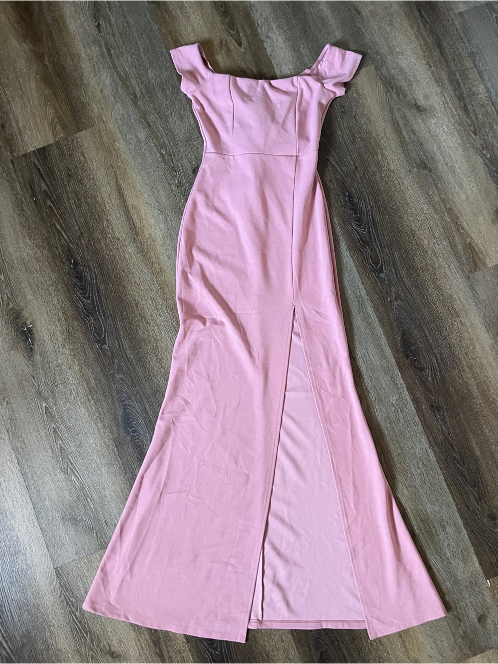 Privy Dusty Pink Off-Shoulder Maxi Dress with Front Slit